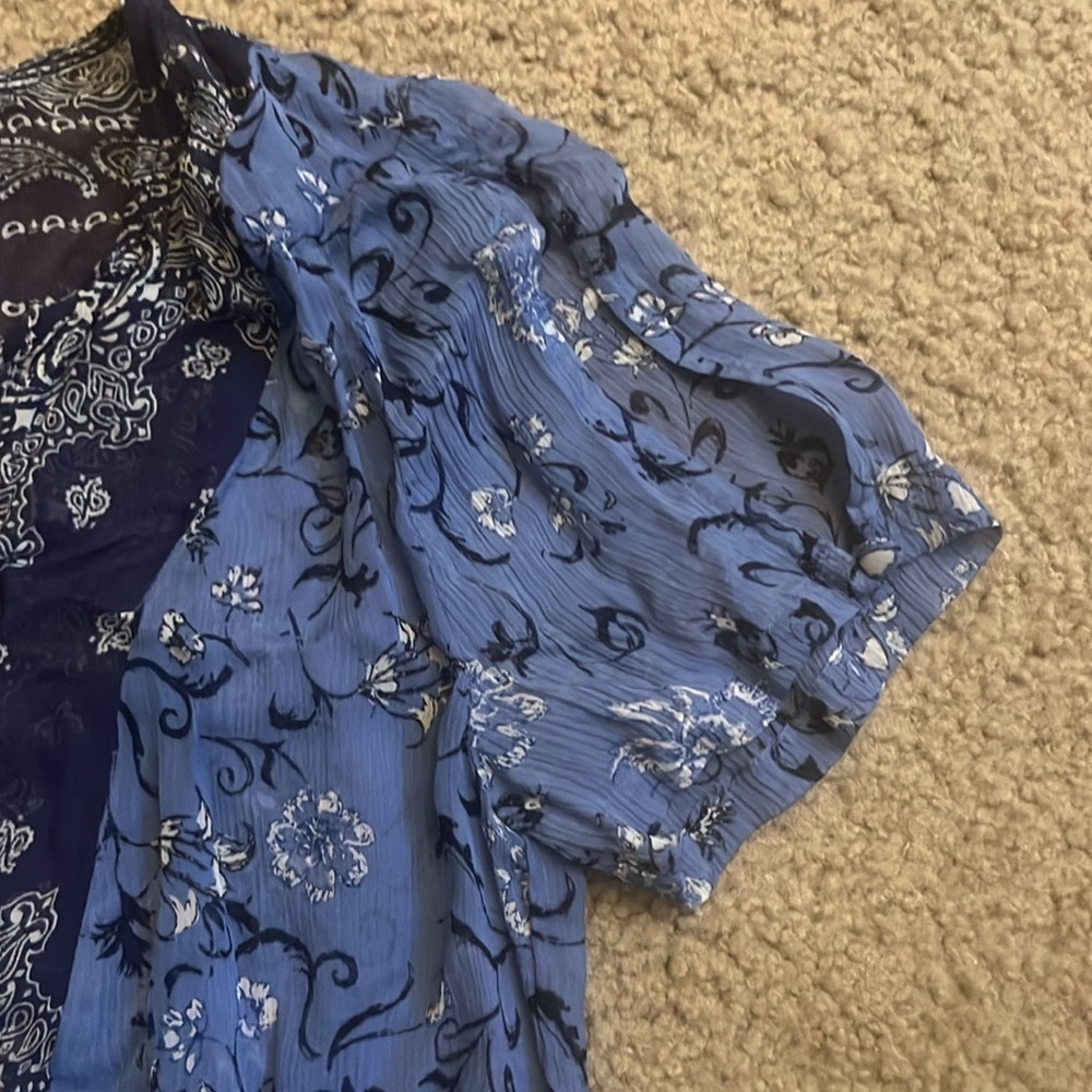 Lucky brand sheer top sz xs - Picture 3 of 4